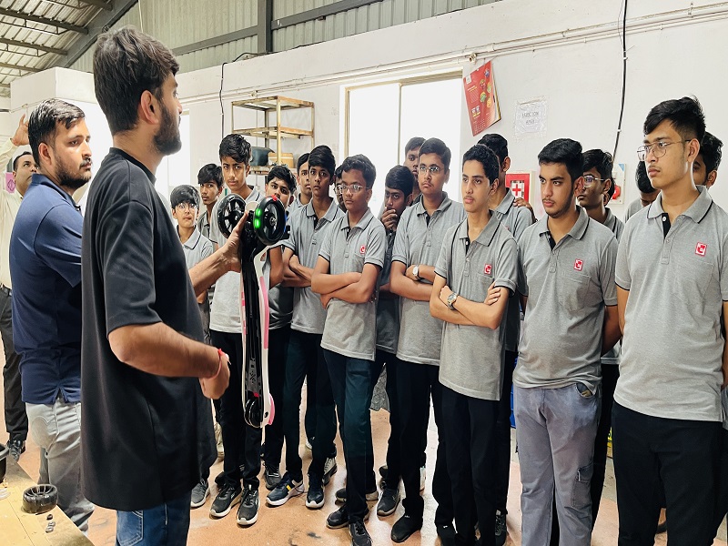 Photos of Industrial Visit for 1st Semester Diploma Mechanical Students at Playway Systems Private Limited.