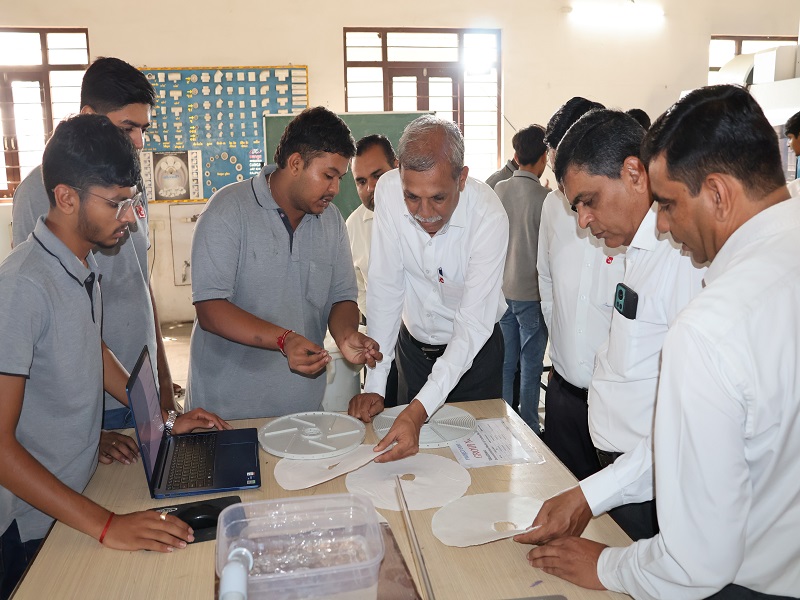 Photos of 3rd Semester Minor Project Exhibition