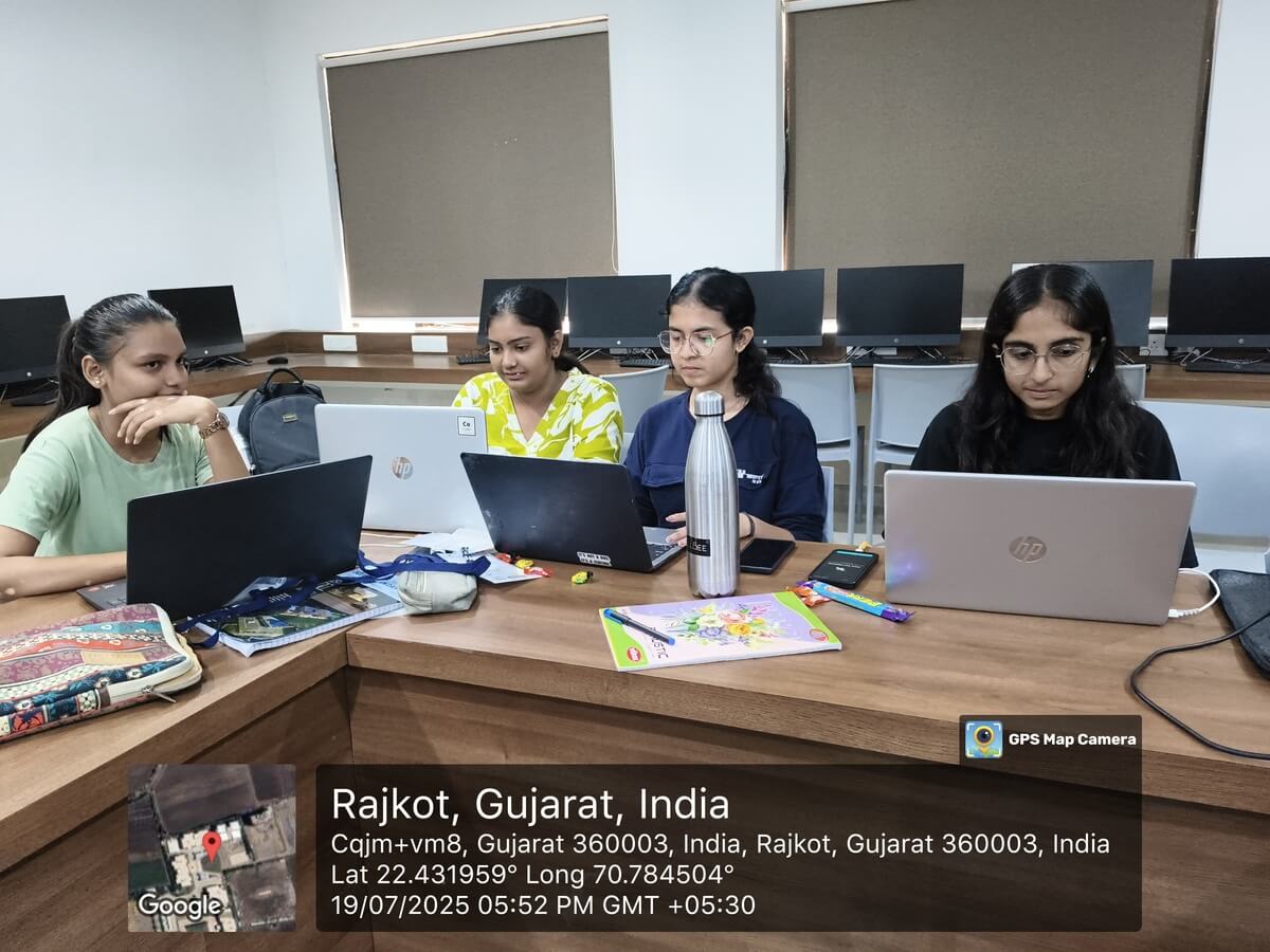 Photos of CODEARENA 1.0