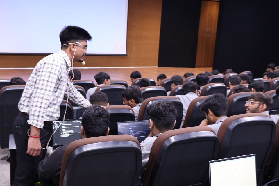 Photos of Diploma Computer Department Organizes Expert Talk on GitHub