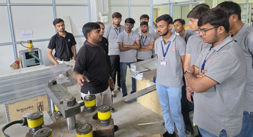 Photos of Diploma in Electrical Engineering organized an Industrial visit to Synchro Electricals